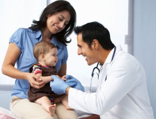 Nuevas decisiones de los CDC sobre vacunas infantiles y la posición de los pediatras